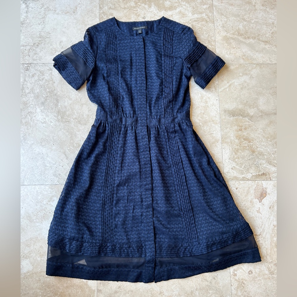 Banana Republic short sleeve dress
